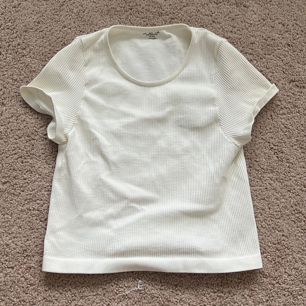 Seamless top